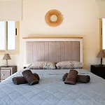 Merope Irena 2 * Polis