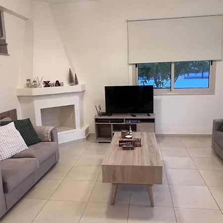 Merope Irena 2 * Polis