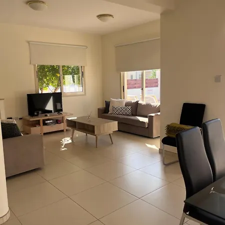 Merope Irena 2 Polis