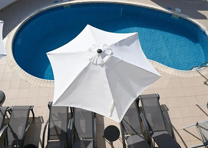 Merope Irena 2 * Polis