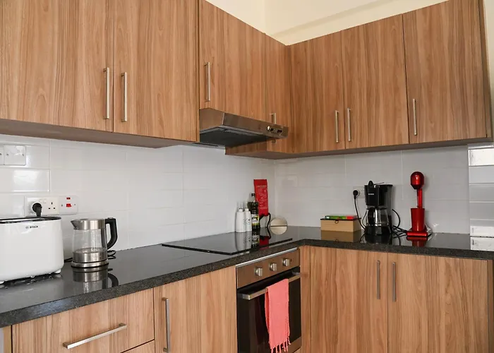 ヴィラ Merope Irena 2 *